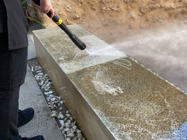 Garage Pressure Washing in La Riviera, CA